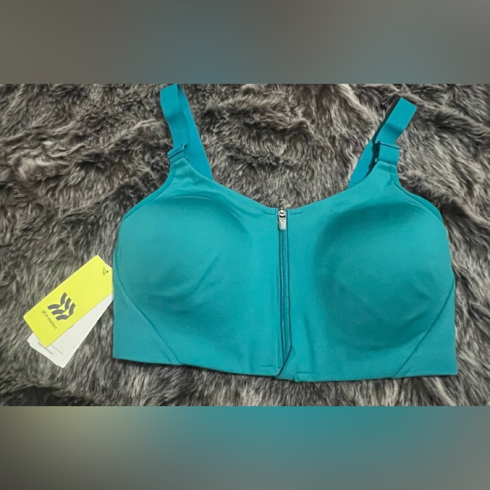 All in Motion Sports Bra!!😍😍